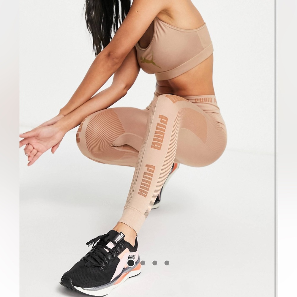 NWOT: PUMA training evokit leggings in a mocha beige color
